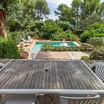 Vila Les Eucalyptus