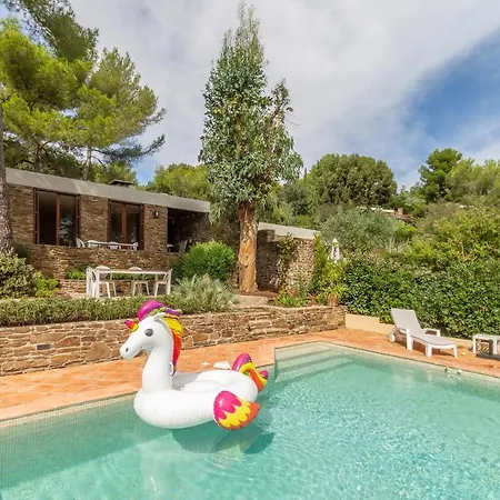 Les Eucalyptus Villa *